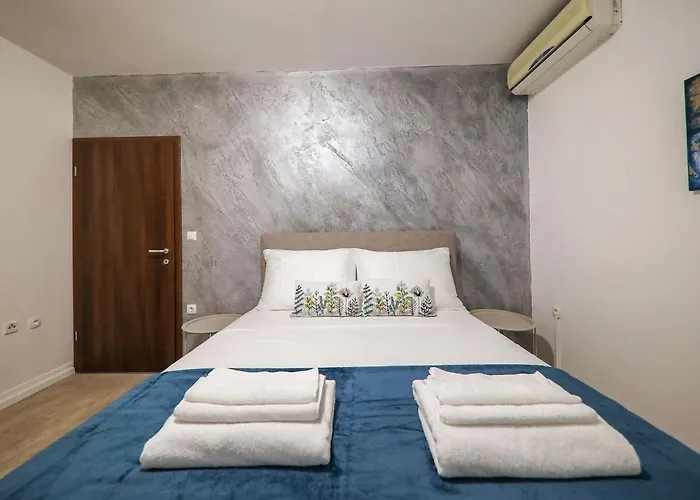 Feelings-3 By Interhome *